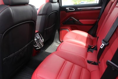 2016 Porsche Cayenne Turbo S