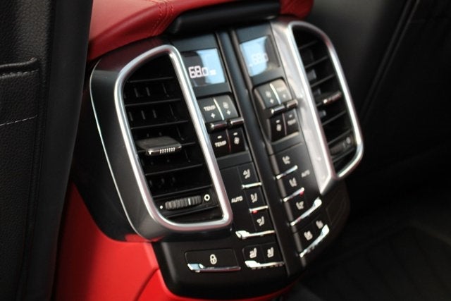 2016 Porsche Cayenne Turbo S