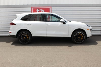 2016 Porsche Cayenne Turbo S