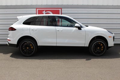 2016 Porsche Cayenne Turbo S