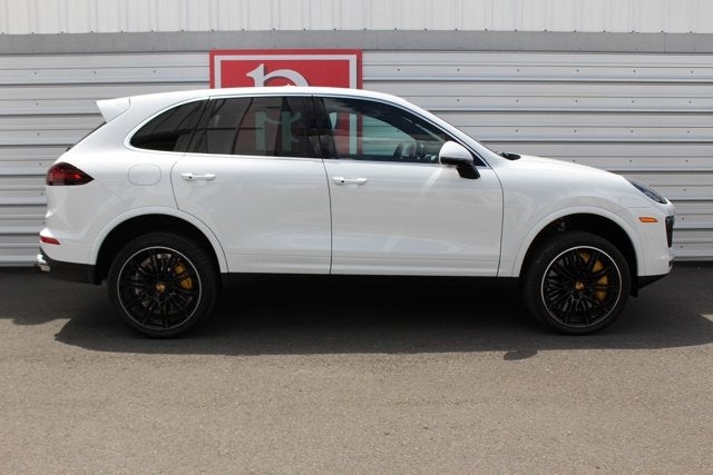 2016 Porsche Cayenne Turbo S