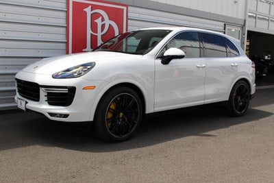 2016 Porsche Cayenne Turbo S