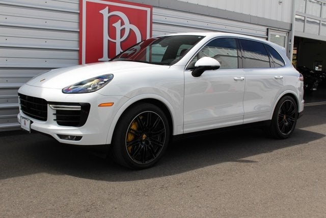 2016 Porsche Cayenne Turbo S