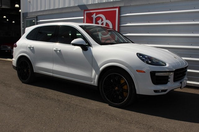 2016 Porsche Cayenne Turbo S