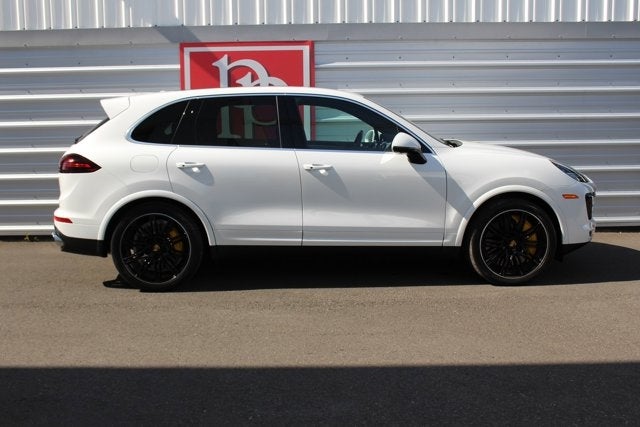 2016 Porsche Cayenne Turbo S