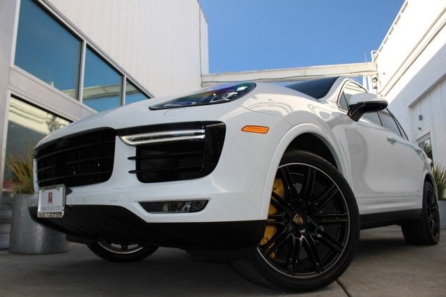 2016 Porsche Cayenne Turbo S