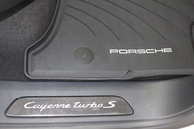 2016 Porsche Cayenne Turbo S