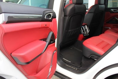 2016 Porsche Cayenne Turbo S