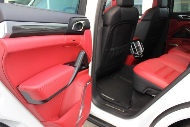 2016 Porsche Cayenne Turbo S