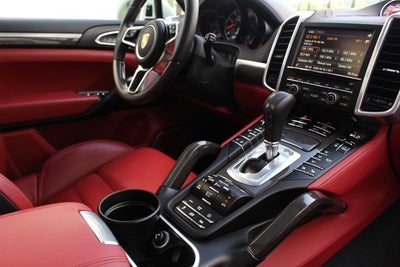 2016 Porsche Cayenne Turbo S