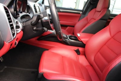 2016 Porsche Cayenne Turbo S