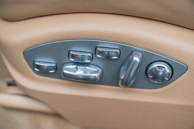 2014 Porsche Cayenne Turbo