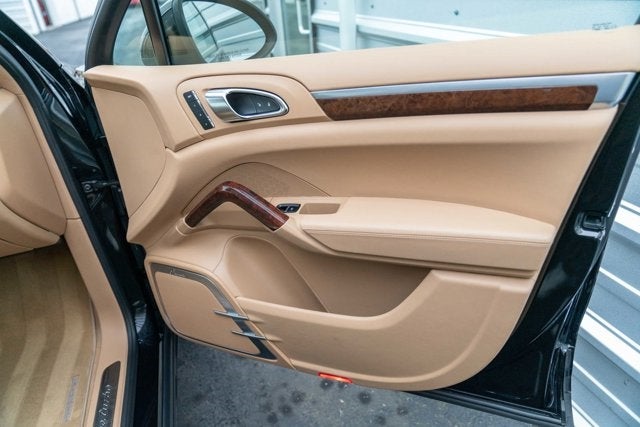 2014 Porsche Cayenne Turbo