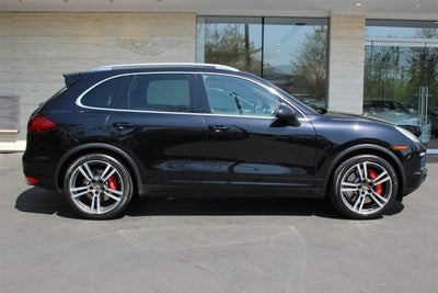 2012 Porsche Cayenne Turbo