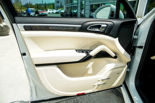 2016 Porsche Cayenne Turbo