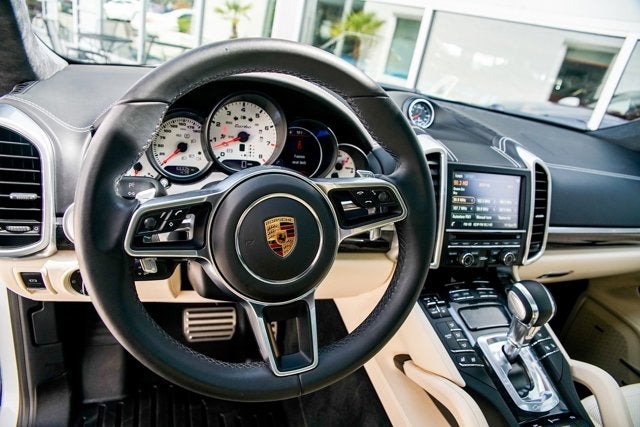 2016 Porsche Cayenne Turbo