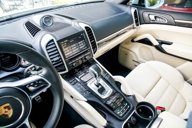 2016 Porsche Cayenne Turbo