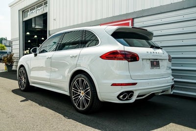 2016 Porsche Cayenne Turbo