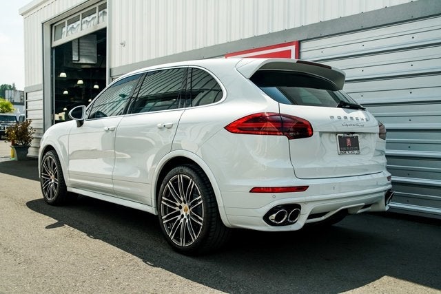 2016 Porsche Cayenne Turbo