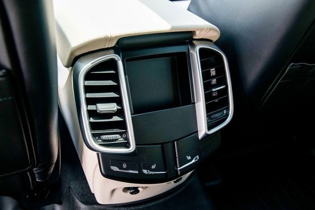 2016 Porsche Cayenne Turbo
