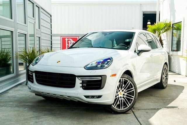 2016 Porsche Cayenne Turbo