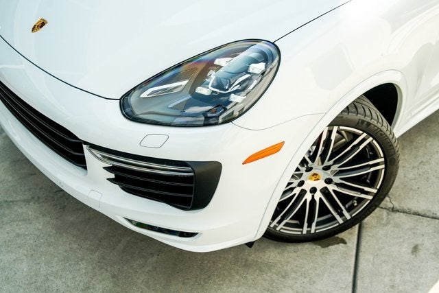 2016 Porsche Cayenne Turbo