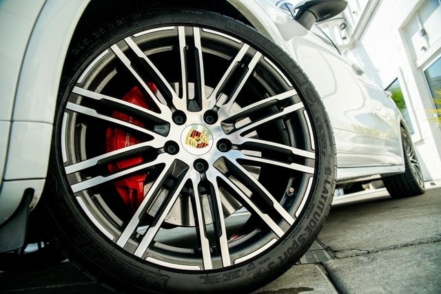 2016 Porsche Cayenne Turbo