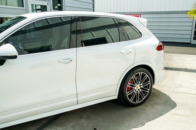 2016 Porsche Cayenne Turbo