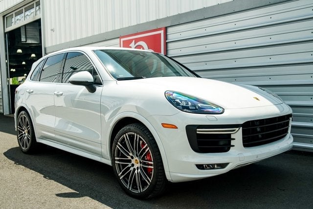 2016 Porsche Cayenne Turbo