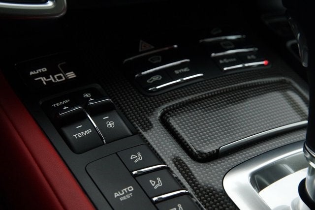 2017 Porsche Cayenne Turbo