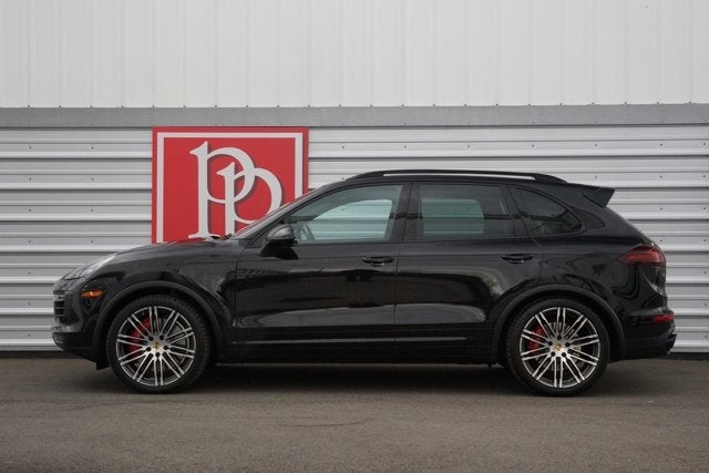 2017 Porsche Cayenne Turbo
