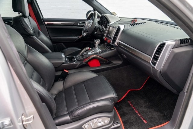 2014 Porsche Cayenne Turbo