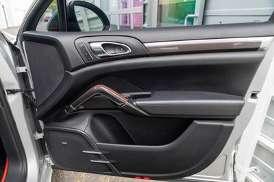 2014 Porsche Cayenne Turbo