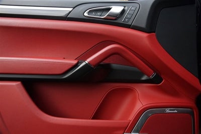 2014 Porsche Cayenne Turbo S