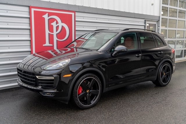 2017 Porsche Cayenne Turbo