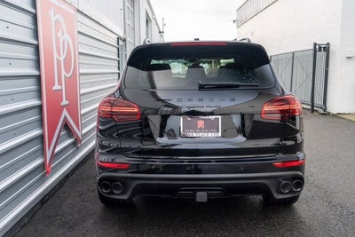 2017 Porsche Cayenne Turbo