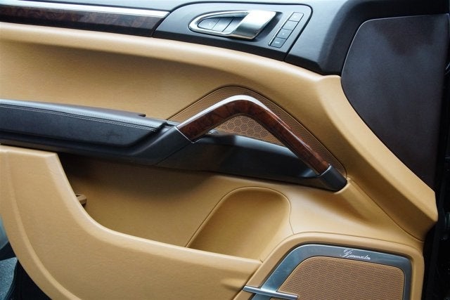 2012 Porsche Cayenne Turbo