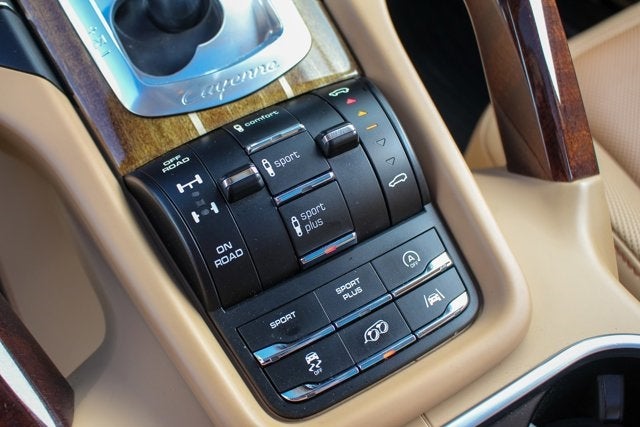2016 Porsche Cayenne Turbo S