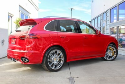 2016 Porsche Cayenne Turbo S