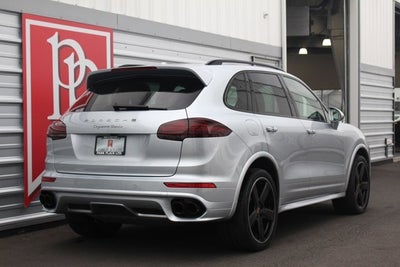 2016 Porsche Cayenne Turbo