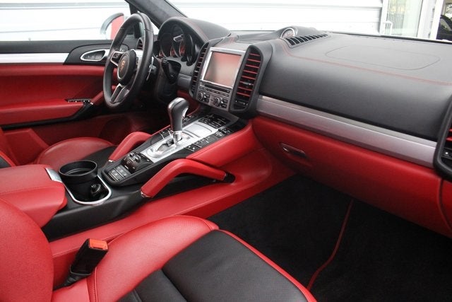 2016 Porsche Cayenne Turbo