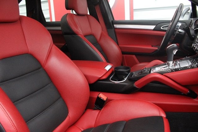 2016 Porsche Cayenne Turbo