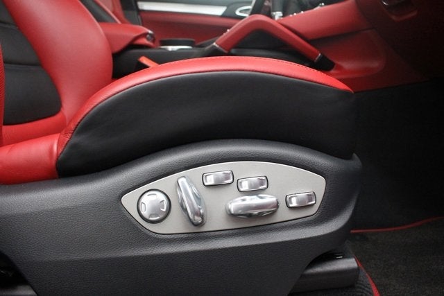 2016 Porsche Cayenne Turbo