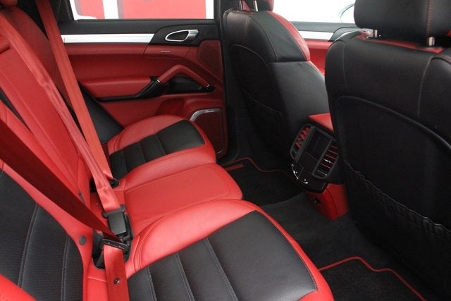2016 Porsche Cayenne Turbo