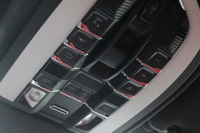 2016 Porsche Cayenne Turbo