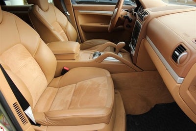 2008 Porsche Cayenne GTS