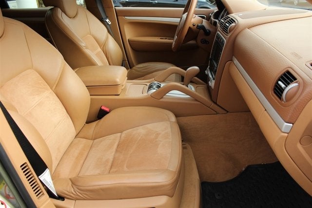 2008 Porsche Cayenne GTS