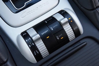 2009 Porsche Cayenne GTS