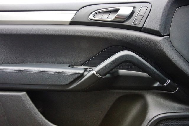 2014 Porsche Cayenne GTS