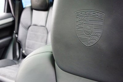 2014 Porsche Cayenne GTS